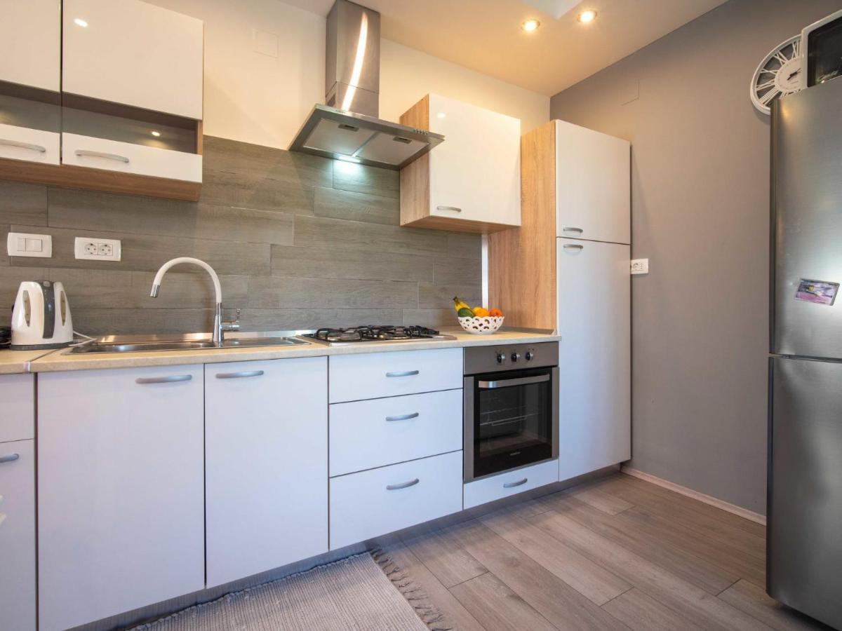 Rita By Interhome *