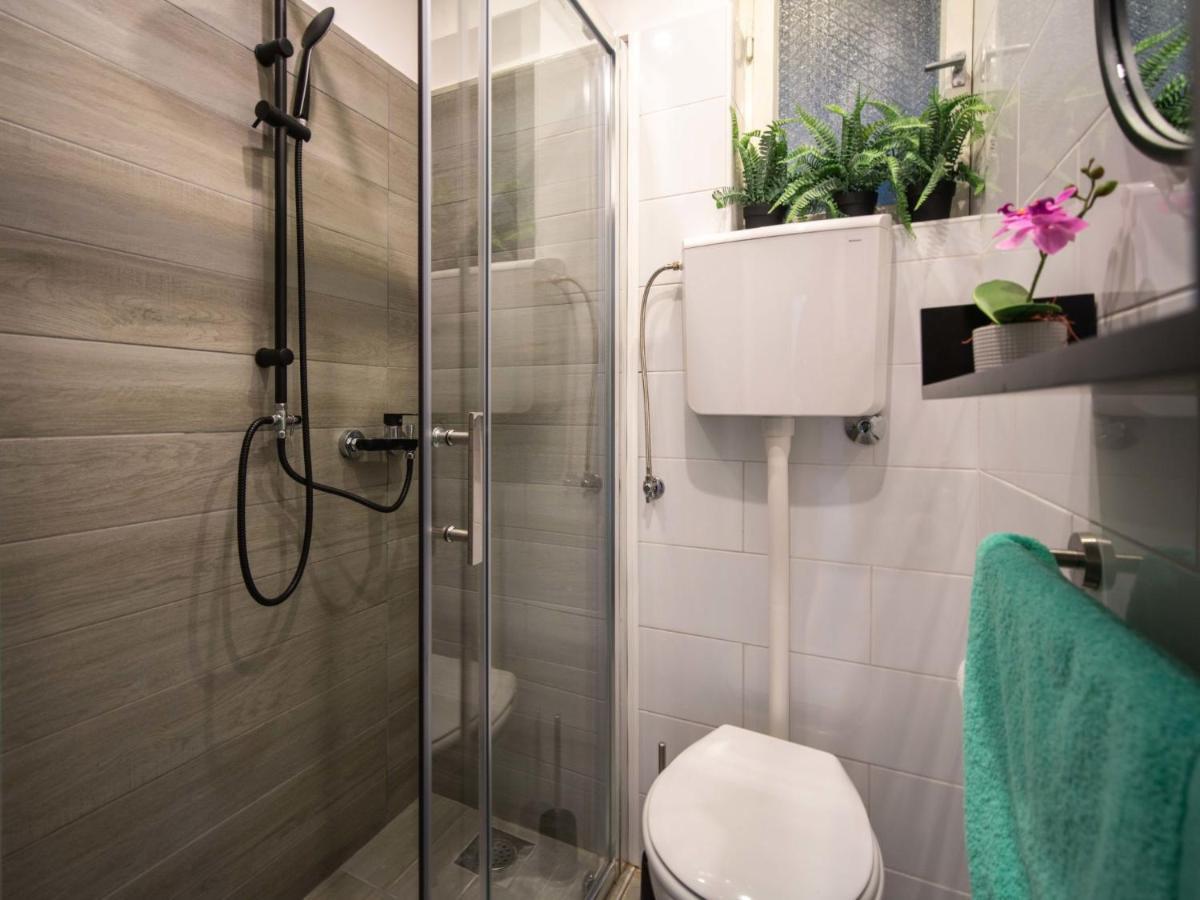 Apartment Rita By Interhome Drazice